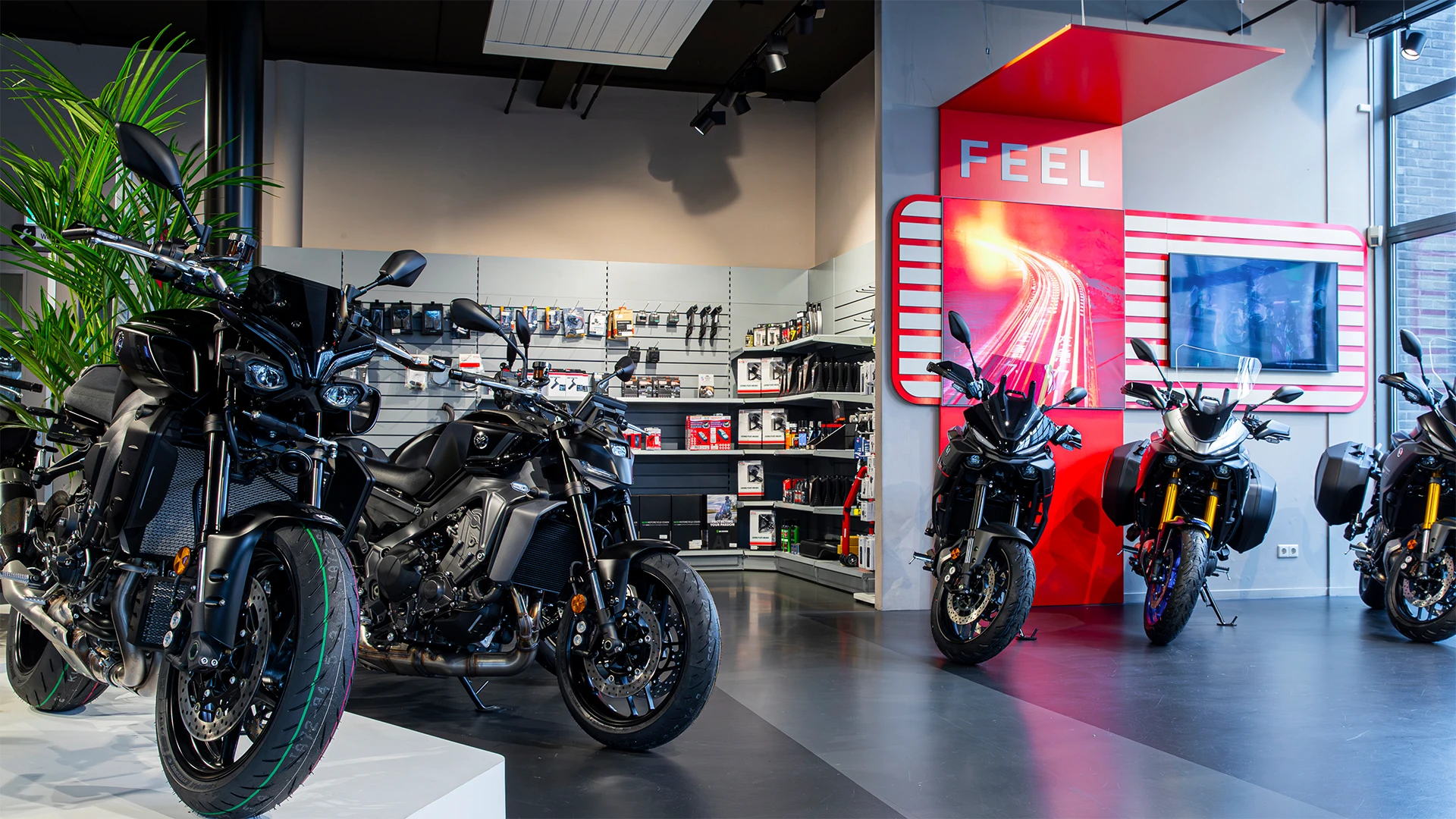 van-de-kuinder-motoren-yamaha-hilversum_22