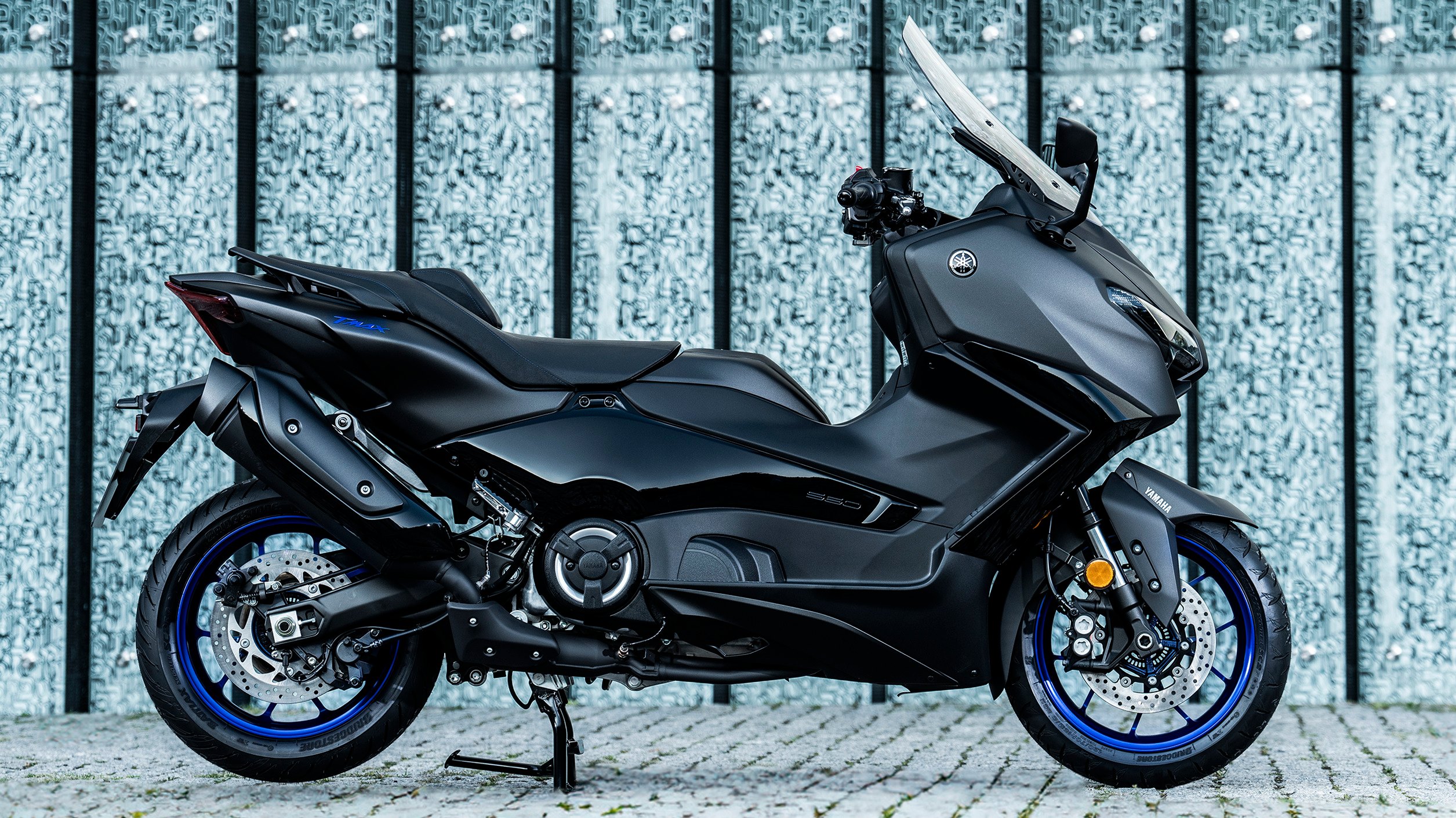 Yamaha Tmax kopen in Amsterdam, Utrecht of Rotterdam 1 Xmax kopen 2024 Amsterdam