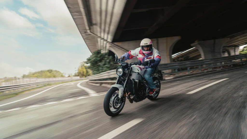 De 2027 XSR900 2 xsr 900 image2 1024